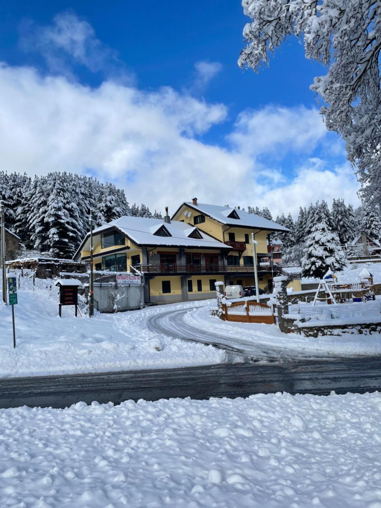 Fd Lorichella Hotel ลอริกา ภายนอก รูปภาพ