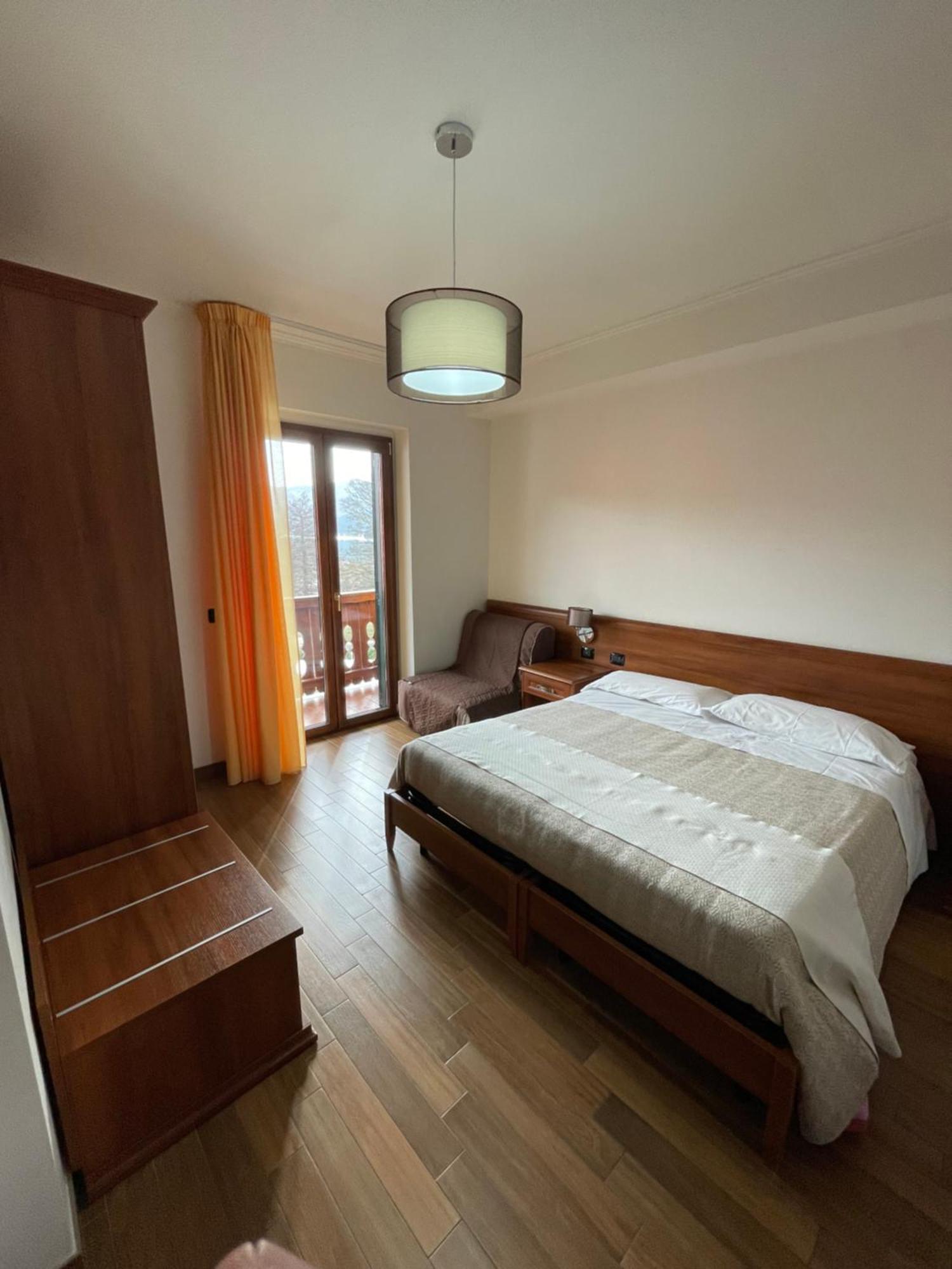 Fd Lorichella Hotel ลอริกา ภายนอก รูปภาพ