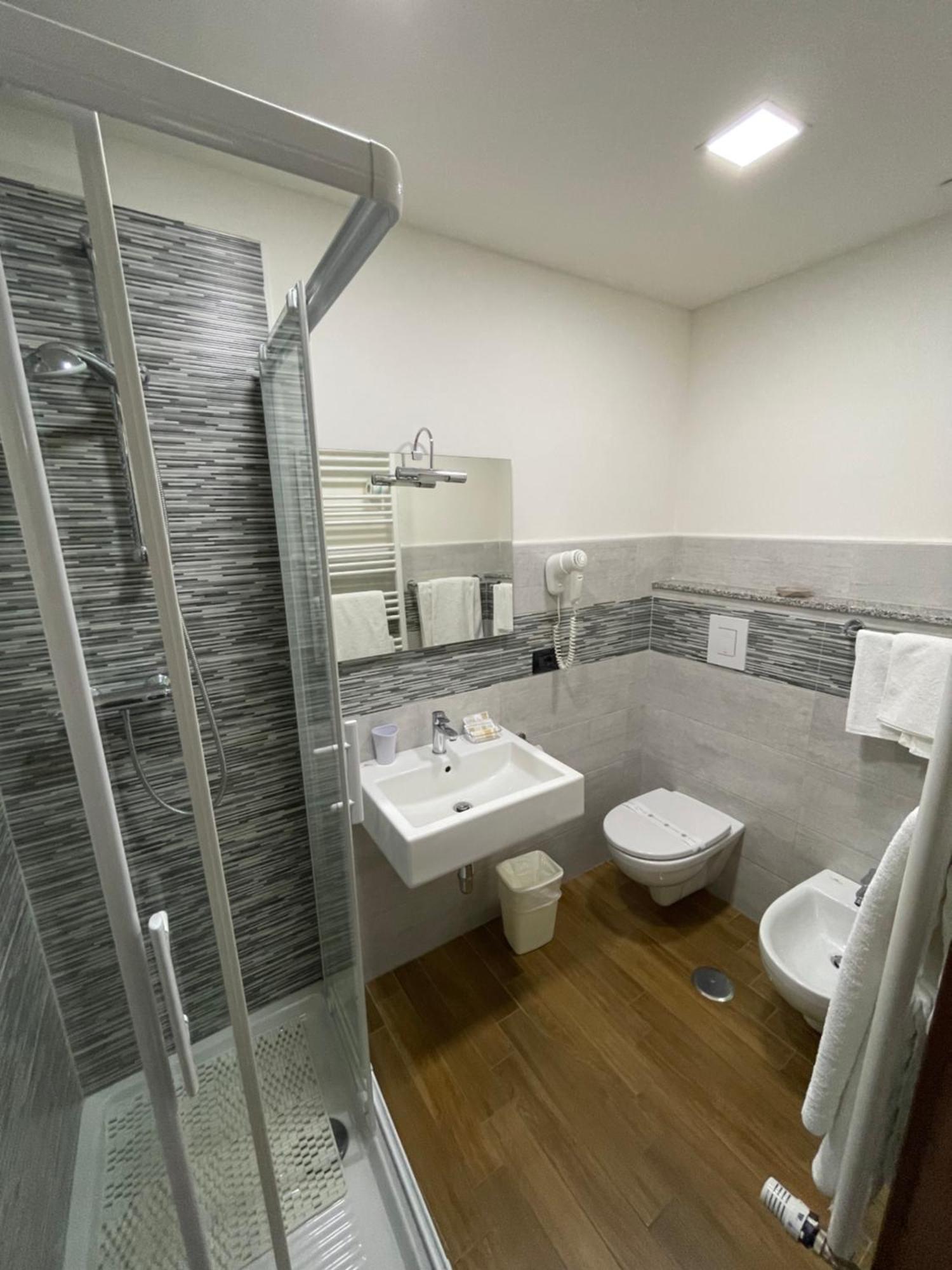 Fd Lorichella Hotel ลอริกา ภายนอก รูปภาพ